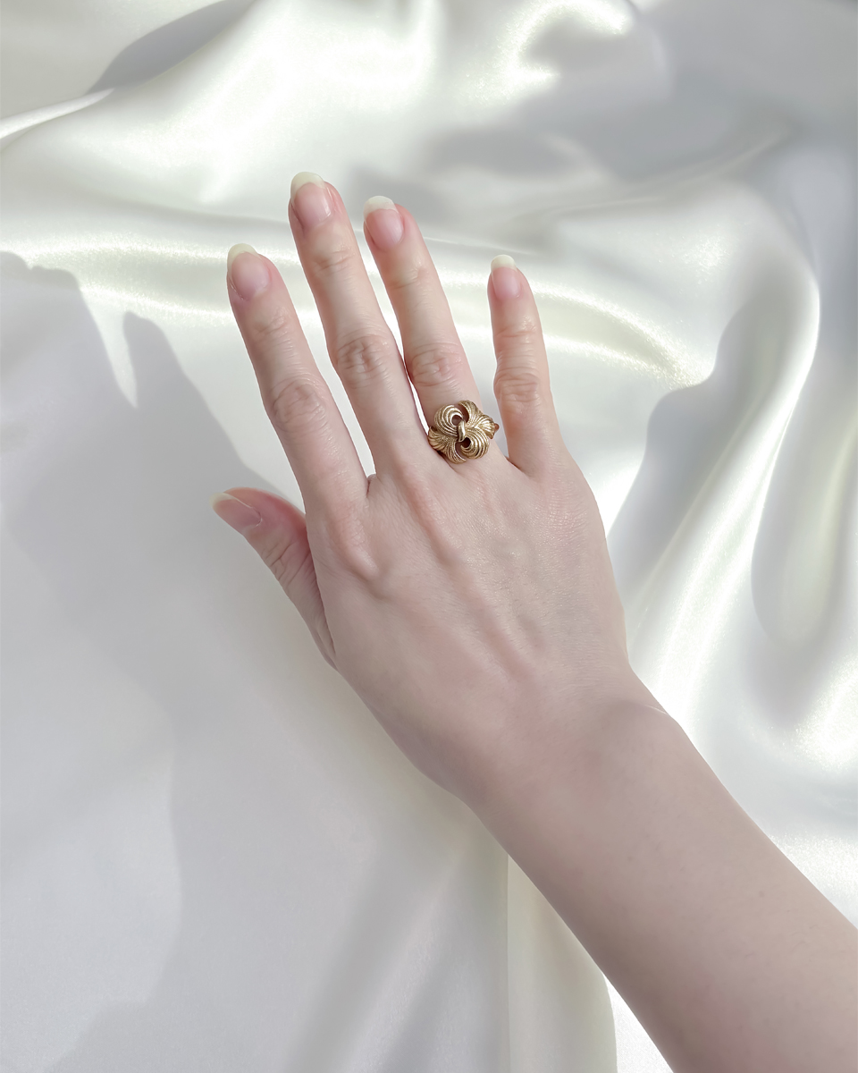 [AVON] 리본 오너먼트 링